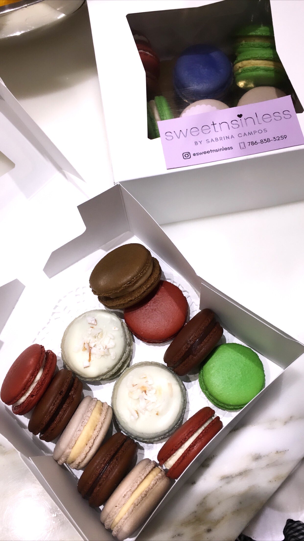 Macarons - Box of 12