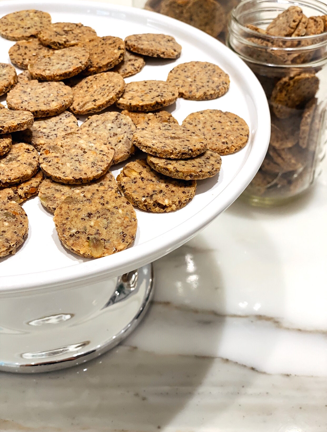 Five-Seed Crackers